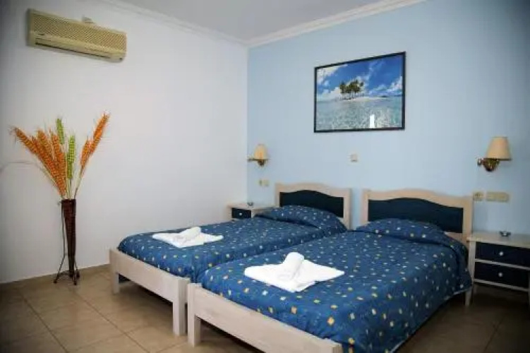Helen Apartments & Studios