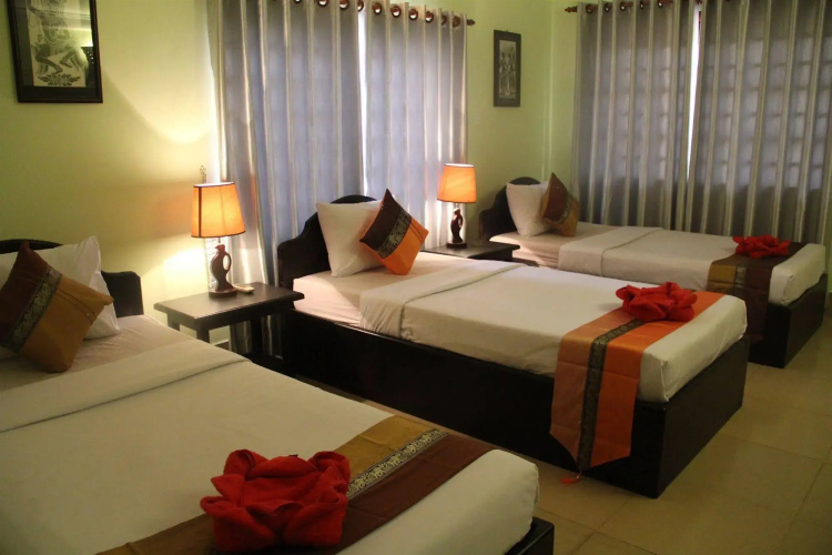 Popular Hotel & Spa
