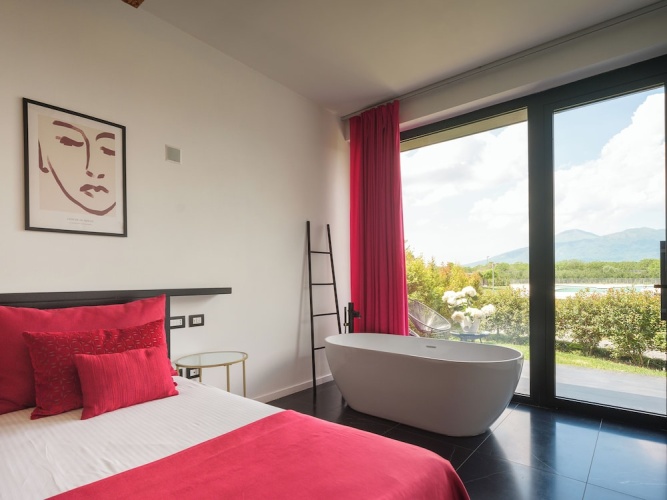 1 Bedroom Deluxe Double room with pool view