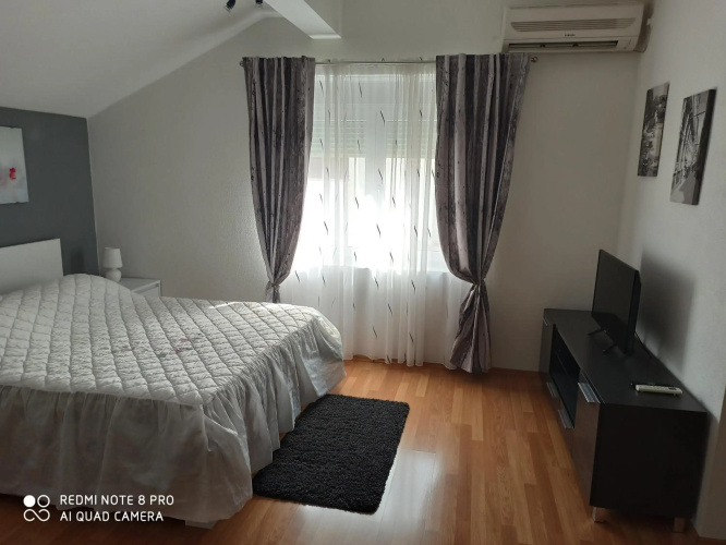 Apartments Roncevic