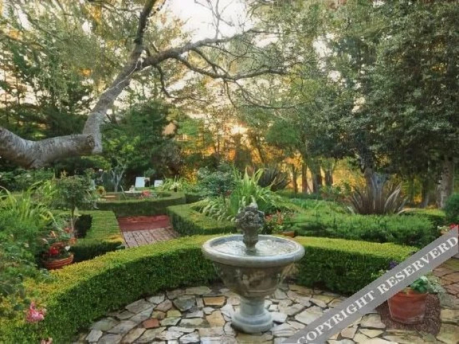 Old Monterey InnOver view