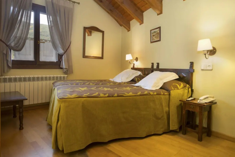 Hotel Tres Picos