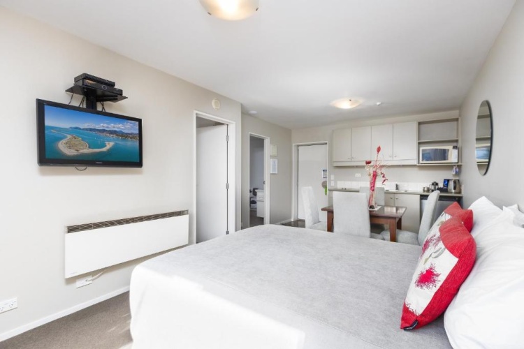 1 Bedroom Family Apartment