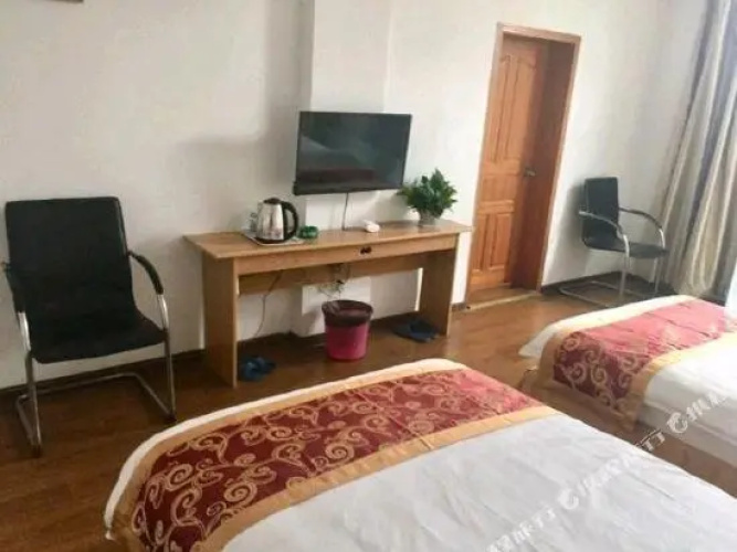Aidesen Hotel