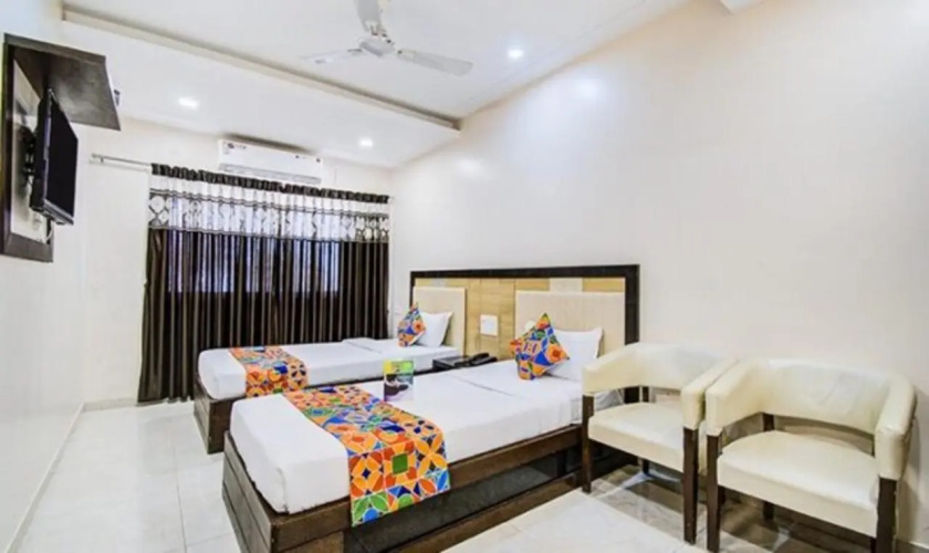 FabHotel Krishna Regency