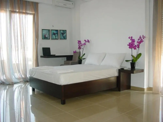 Harisis Apartments