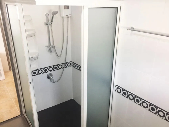 3 bedroom Pool Villa Near Walking St