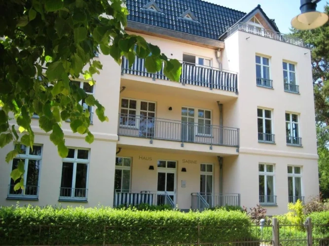 2 Bedrooms Apartment