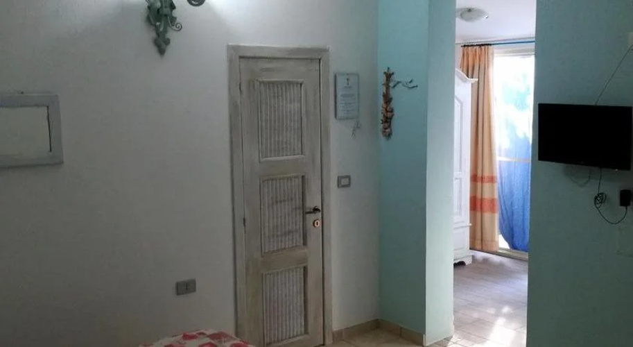 B&B Tanit