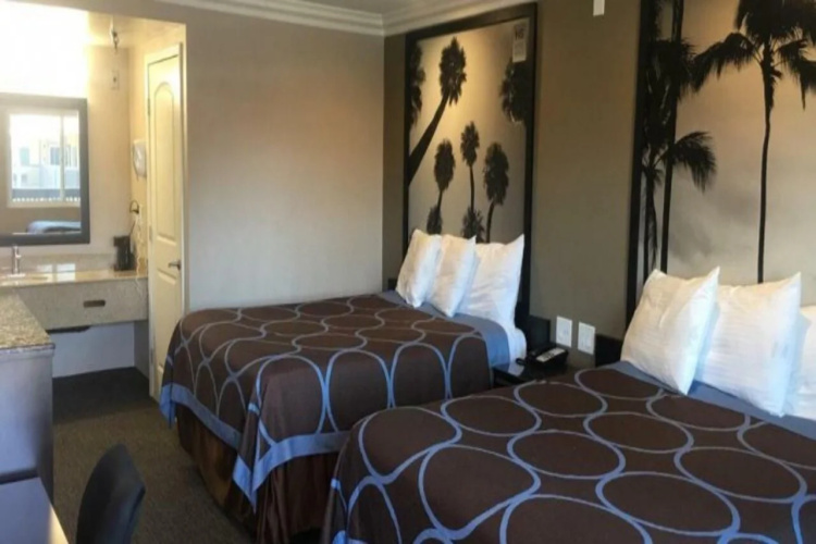 Hotel Seville