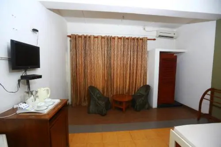 Peradeniya Rest House