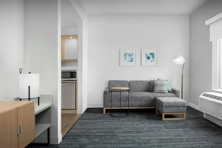 1 Bedroom Suite