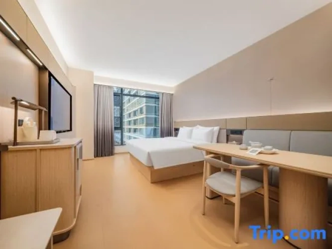 Standard Double room with view