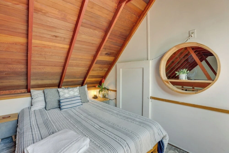 2 Bedrooms Cottage