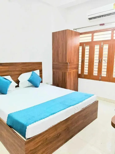 Parvati Home Stay