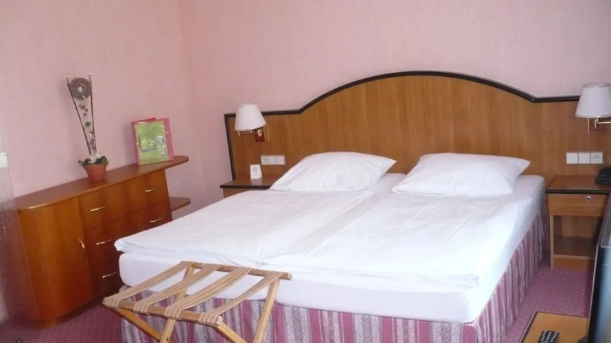 Hotel Orbtal