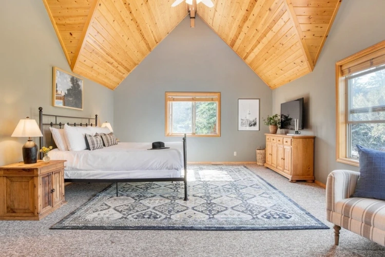 3 Bedrooms Cottage with balcony