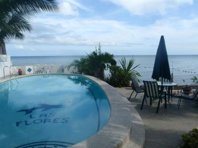 Las Flores Country Guest House And Restaurant
