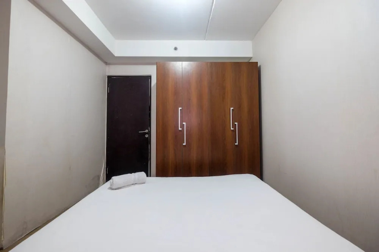 Homey and Comfort 2BR Metropark Condominium Apartment