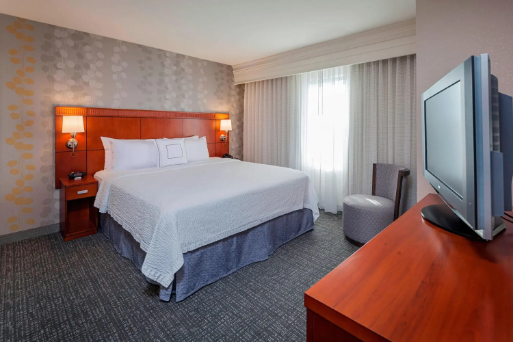 Courtyard by Marriott Madison West Middleton