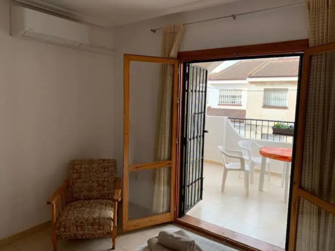 2 bed townhouse lo pagan