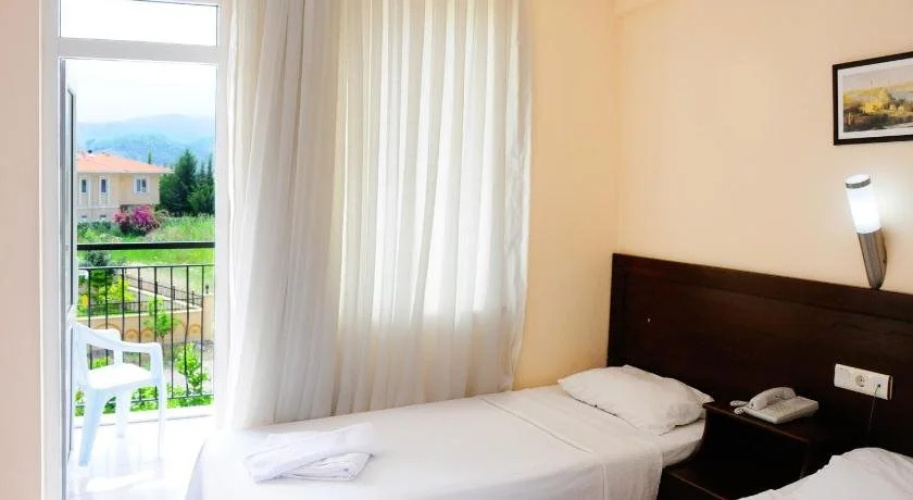 Las Palmeras Hotel