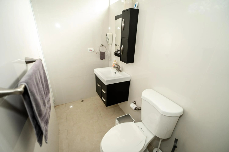 Lovely apartment with laundry & Parking