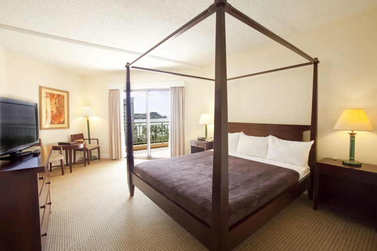 Holiday Resort & Spa Guam
