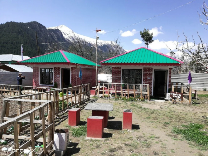 Shruti Guest House