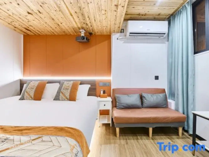 Quadruple Family Duplex Apartment