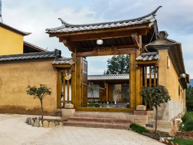 Yoshino Mountain House (Beilong Village Pioneer Bookstore)