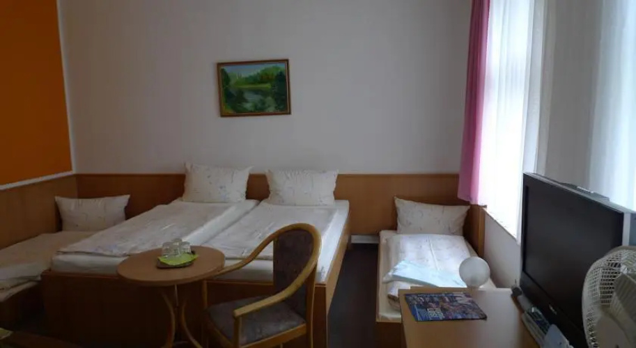 Hotel Ostrow