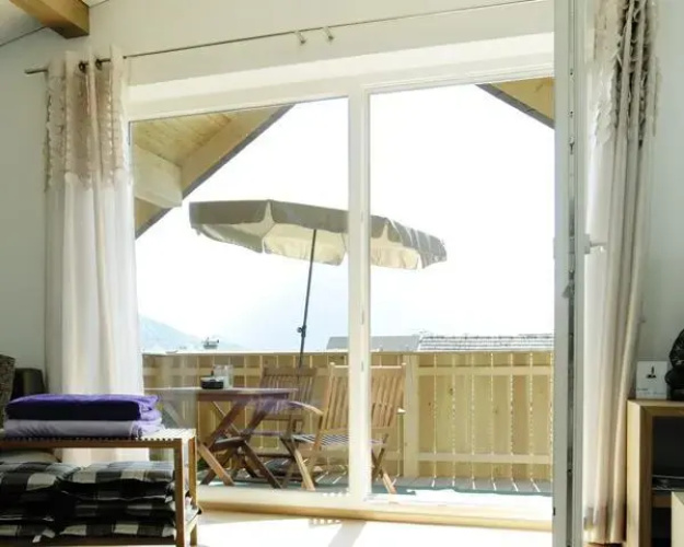 Apartment Dreier