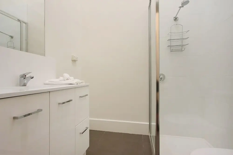 1 Bedroom Standard Suite