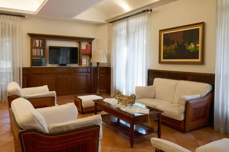 Four Points Flex by Sheraton Naples Marigliano