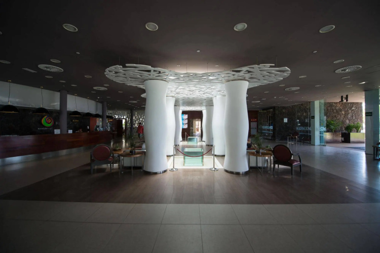 Hotel HD Beach Resort & SPA