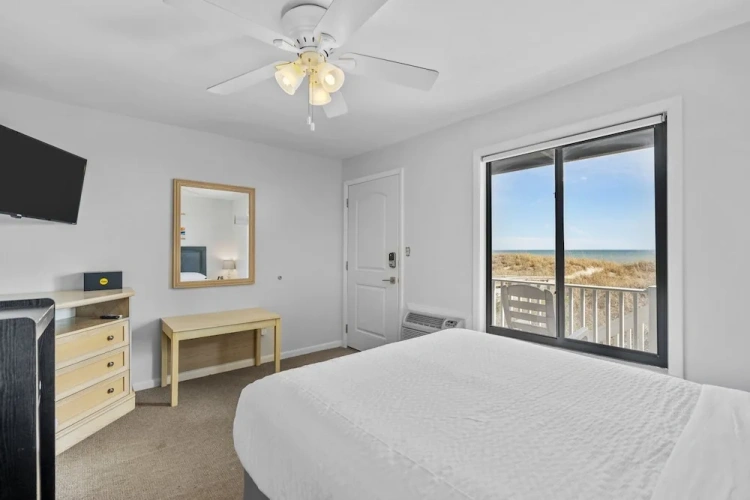Standard Double room with ocean view
