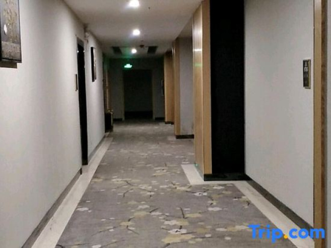 Jin-Tone Hotel