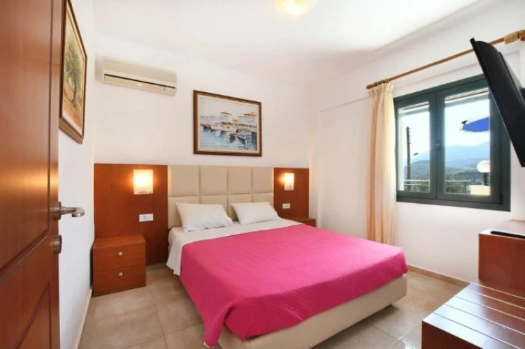Quintuple Suite