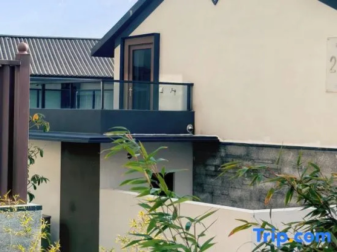 Xiting villas  (Dali Ancient City Shop)