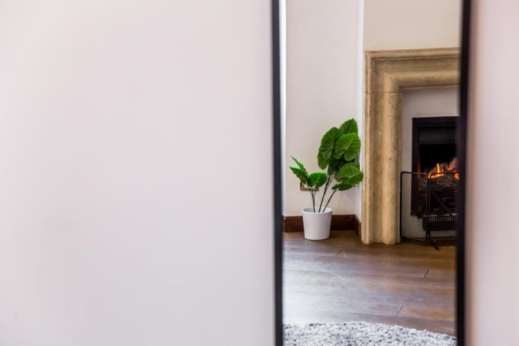 2 Bedrooms Luxury Apartment