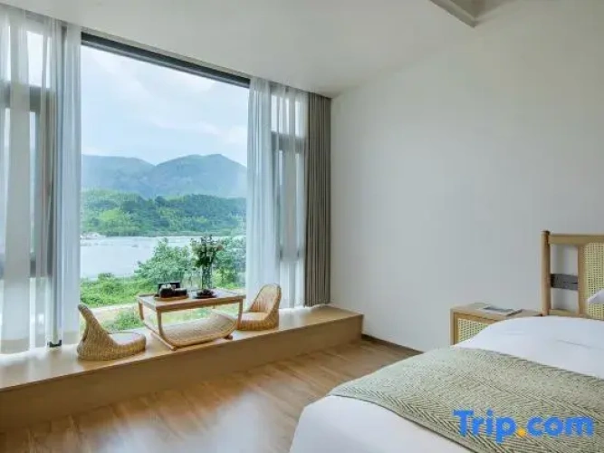 Standard Twin Family room