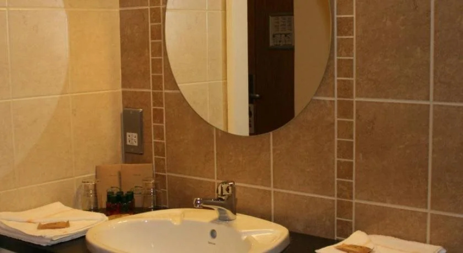 Deebert House Hotel