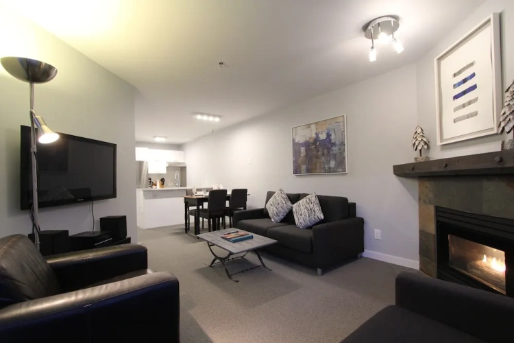1 Bedroom Deluxe Suite with balcony