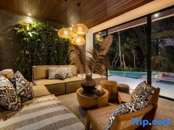 Villa Lumen by BaliSuperHost
