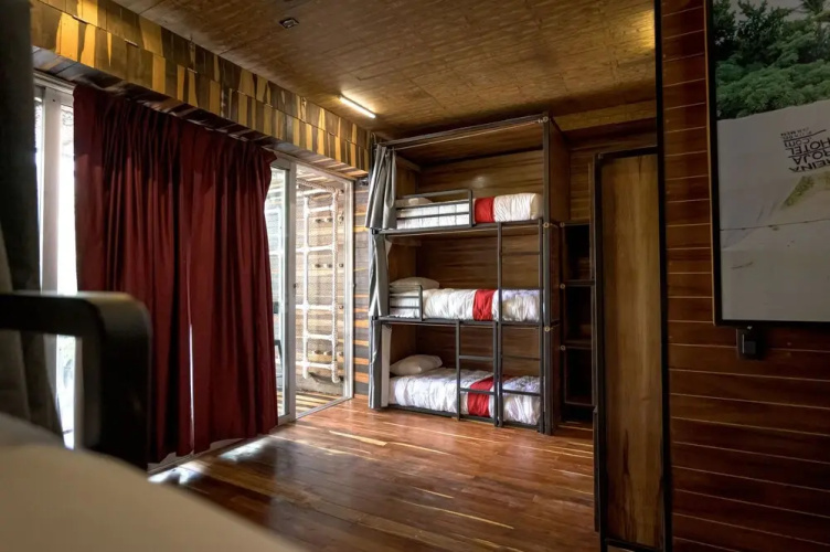 Reina Roja Hostal