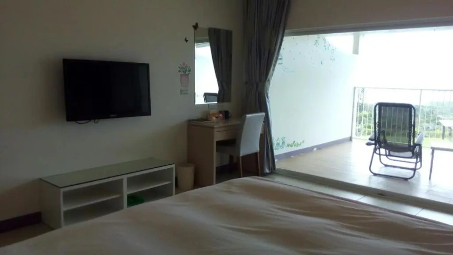 1 Bedroom Standard Triple room with balcony