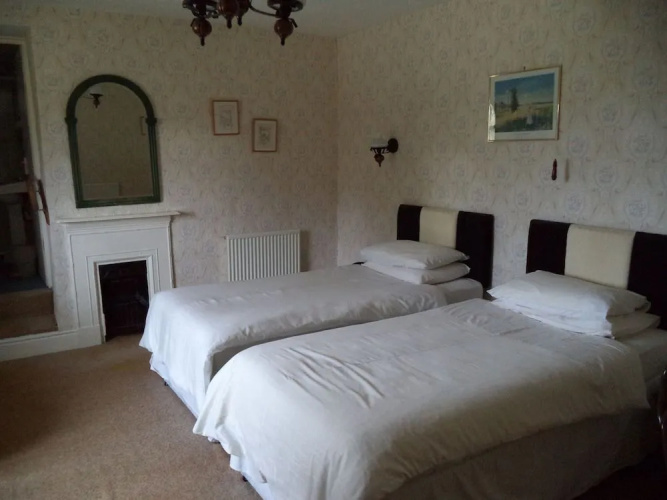 Lodgehill Hotel