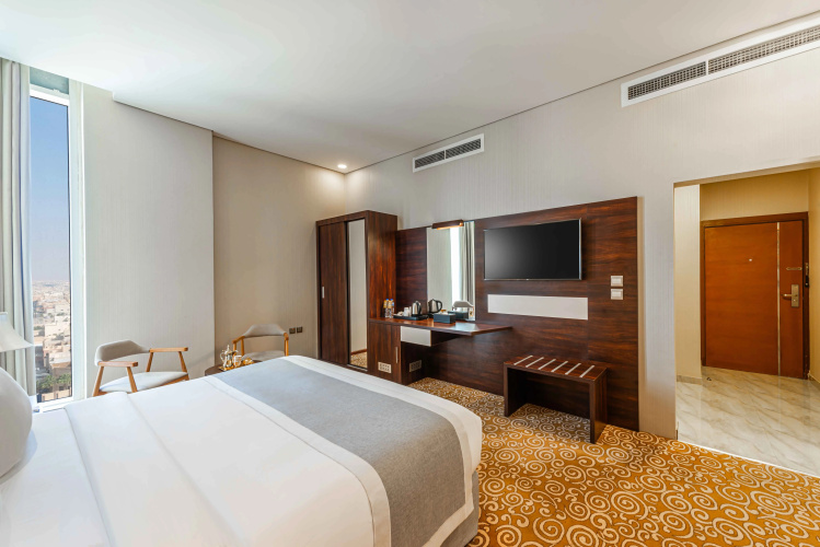 Crowne Rose AlSahafa Hotel