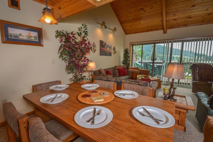 Sunplace 3 Bedroom Townhome #07